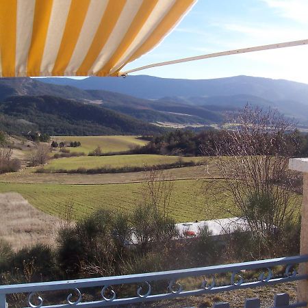 L'Ensoleillee Bed & Breakfast Rosans Bagian luar foto